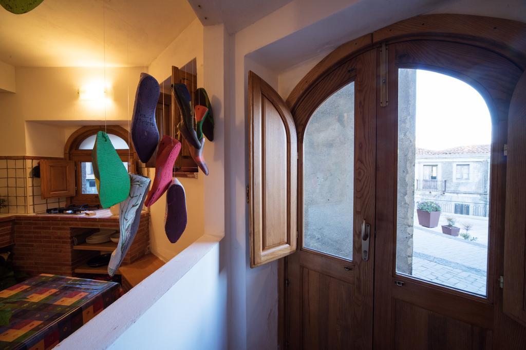 The Clock Houses Borgo Gallodoro يتوجاني المظهر الخارجي الصورة